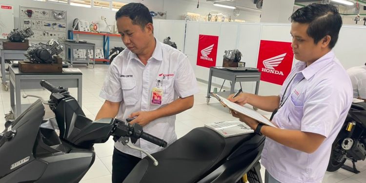 Guru SMKN 3 Jayapura Ikuti Sertifikasi Asesor UKK