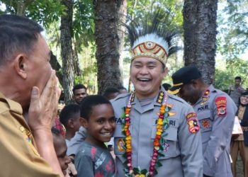 Astamaops Kapolri Berbagi Semangat Belajar Bersama Anak Papua