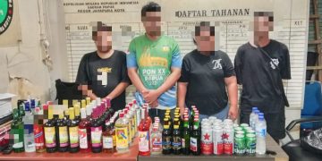Empat Penjual dan 97 Botol Miras Diamankan di Entrop
