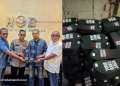 Satgas Damai Cartenz Distribusi 2.000 Sandal untuk Warga Papua