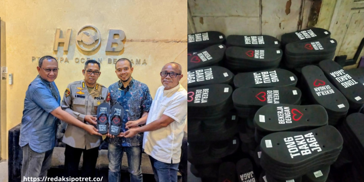 Satgas Damai Cartenz Distribusi 2.000 Sandal untuk Warga Papua