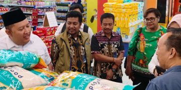Bulog Perluas Distribusi Beras Premium ke Retail Modern di Papua