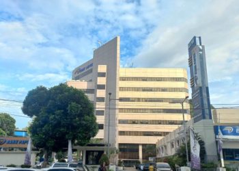 Gubernur Minta Bank Papua Perkuat Akses Hingga Perbatasan