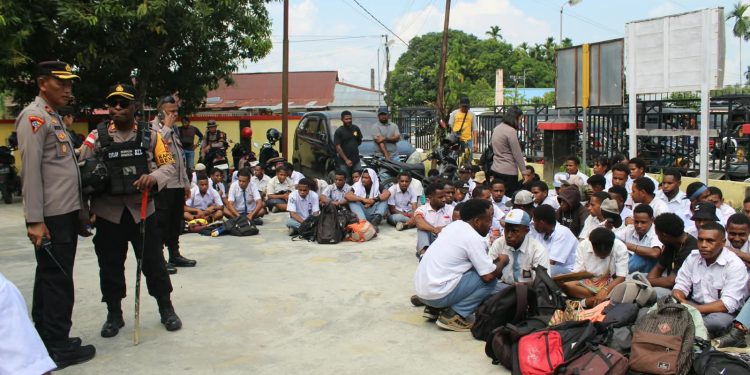 78 Pelajar Diamankan Polres Jayapura Saat Hendak Ikut Aksi Tolak MBG