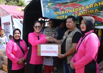 SPN Polda Papua dan Bhayangkari Gelar Aksi Peduli Kebakaran Jayapura