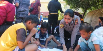 Polda Papua Beri Pendampingan Psikologis untuk Anak-anak Korban Terdampak Kebakaran