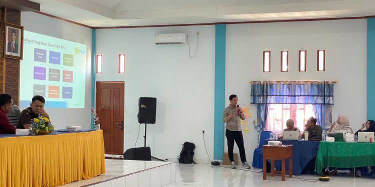 PLN UIP MPA Ajak Masyarakat Sukseskan Proyek SUTT Holtekamp – Keerom