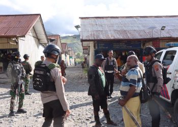 Masyarakat di Puncak Jaya Diingatkan Tak Membawa Sajam saat Beraktivitas