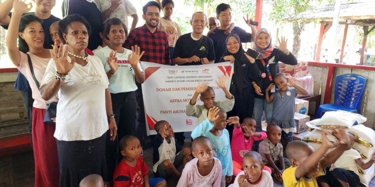 Astra Motor Papua Berbagi Kasih di Panti Asuhan di Momen Nataru