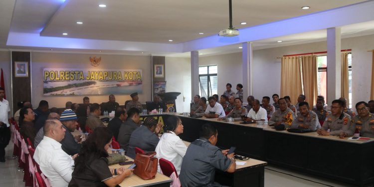 Kapolresta Paparkan Persiapan Operasi Ketupat Cartenz saat Bertemu DPR Kota Jayapura