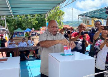 Cagub Papua Matius Fakhiri Mengaku Senang Bisa Kembali Salurkan Hak Pilihnya