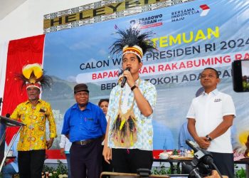 Ini yang Disampaikan Gibran saat Bertemu Tokoh Adat Kabupaten Jayapura