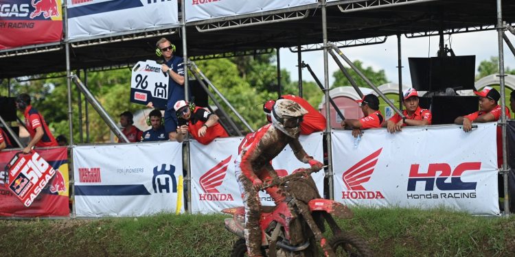 Penampilan Terbaik, Crosser Binaan Astra Honda Raih Poin Perdana di MXGP Lombok