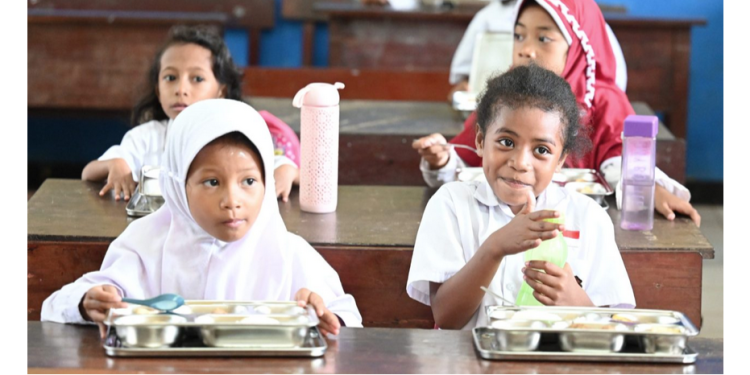 Perjalanan Makan Bergizi Gratis untuk Anak-anak Sorong
