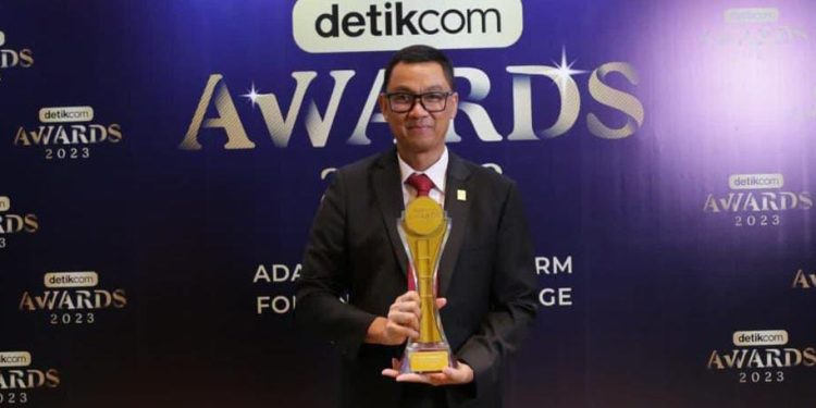 PLN Raih Penghargaan Kategori Terdepan Dalam Transisi Energi