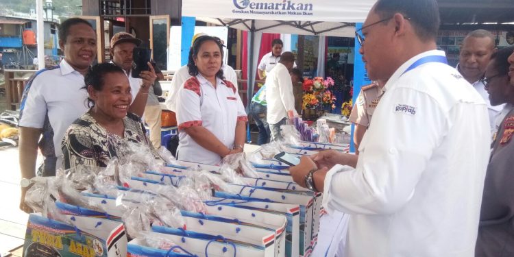 BI Papua Bantu Produk UMKM Perikanan Bersertifikat Halal