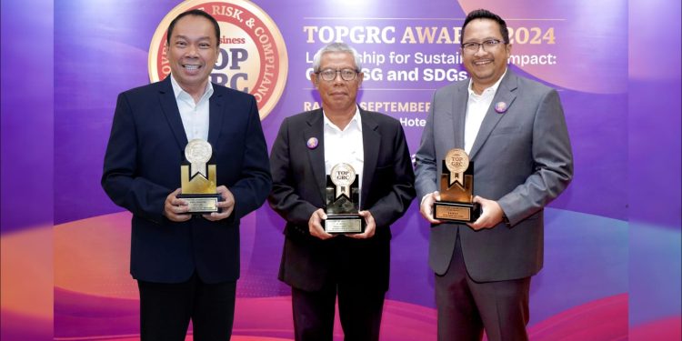 Jasa Raharja Raih Tiga Penghargaan dalam Ajang Top GRC Award 2024
