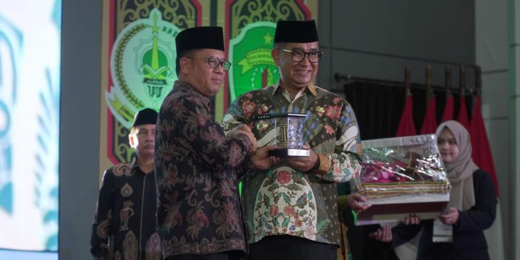 Malam Ta’aruf MTQ ke-30, Kemenag Ajak Semua Pihak Bersatu