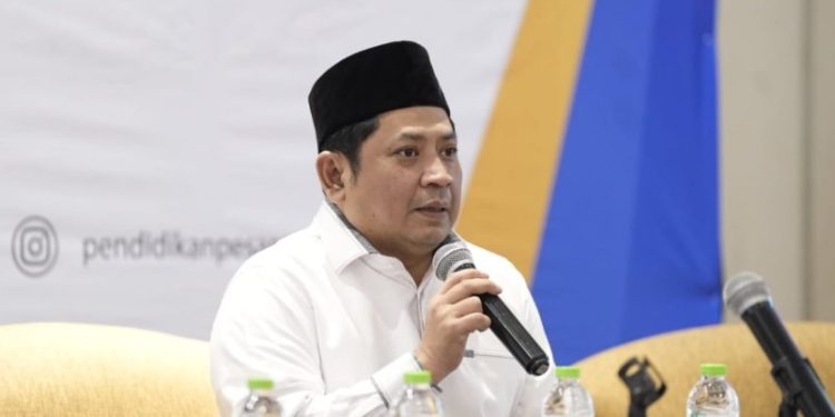 Kemenag Pastikan Guru PAI dapat Tunjangan Hari Raya