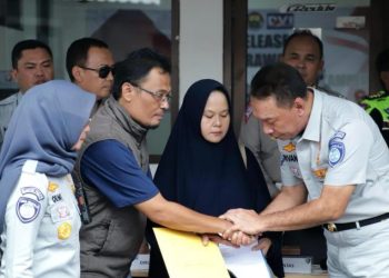Satu Ahli Waris Korban Laka KM58 yang Teridentifikasi Terima Santunan Jasa Raharja