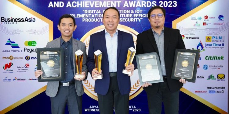 Sukses Jalankan Inovasi Digital, Jasa Raharja Raih Tiga Penghargaan