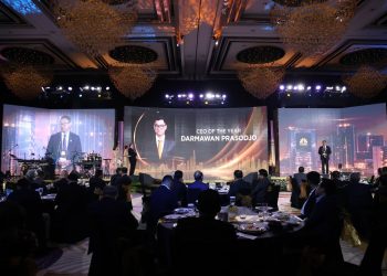Konsisten Transformasi, Darmawan Prasodjo Kembali Dinobatkan Jadi CEO Of The Year