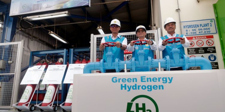 PLN Produksi Green Hydrogen 100 Persen Dari EBT Kapasitas 51 Ton Per Tahun