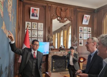 Dirut PLN “Jemput Bola” Hingga ke Perancis