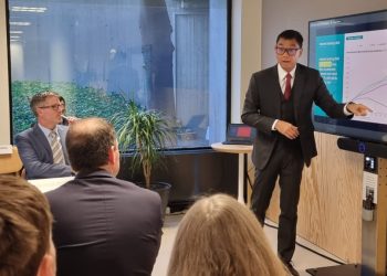 Dirut PLN Paparkan Strategi Wujudkan Transisi Energi di Indonesia