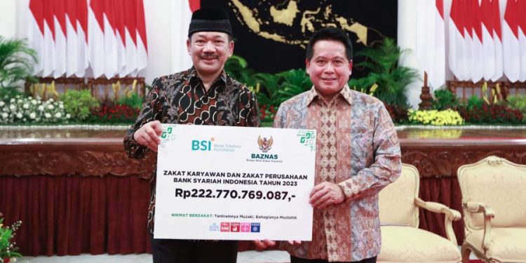 Perkuat Ekonomi Umat, BSI Serahkan Zakat Lebih dari Rp222 Miliar