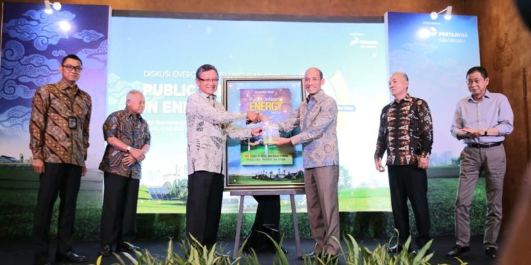 Dirut PLN Hadiri Peluncuruan Buku Karya Arcandra Tahar