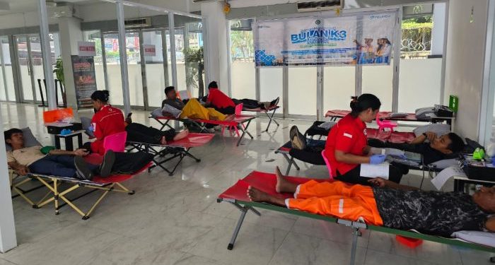 Pelindo Jayapura Isi Bulan K3 dengan Donor Darah