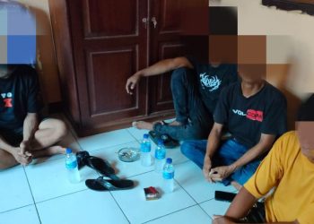 Polisi Grebek Arena Judi Sabung Ayam di Sentani, 4 Warga Diamankan