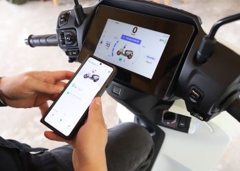Fitur RoadSync Duo pada Honda CUV e:, Tetap Update dan Terkoneksi Saat di Jalan