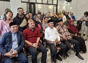 BTM – CK : Pers Tuntun Langkah dari Lorong Gelap Kebodohan Menuju Terang Wawasan