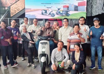 Astra Motor Papua Perkenalkan Sepeda Motor Listrik EM1 e: dan EM1 e: PLUS