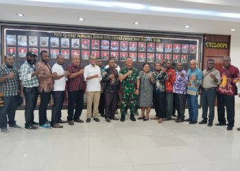 Pangdam Cenderawasih Bertemu Sejumlah Tokoh Adat Sentani, Ini yang Dibahas