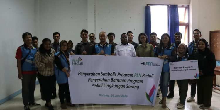 Peduli Lingkungan, PLN Bangun Instalasi Air Bersih untuk Warga Sorong