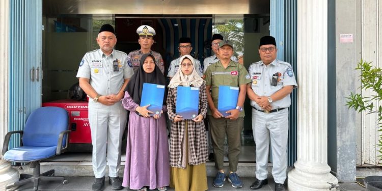 Korban Kecelakaan di KM370 A Tol Batang – Semarang Terima Santunan Jasa Raharja