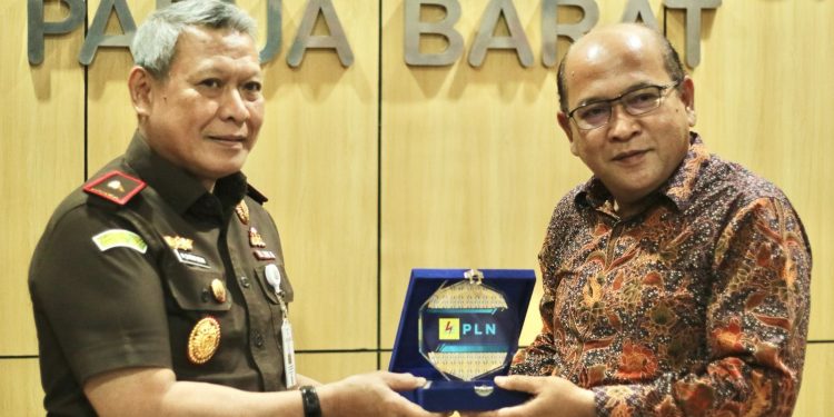 PLN UIP MPA dan Kejati Papua Barat Lanjutkan Komitmen Bangun Sinergi