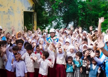Warga Bajo Kini Nikmati Listrik 24 Jam!