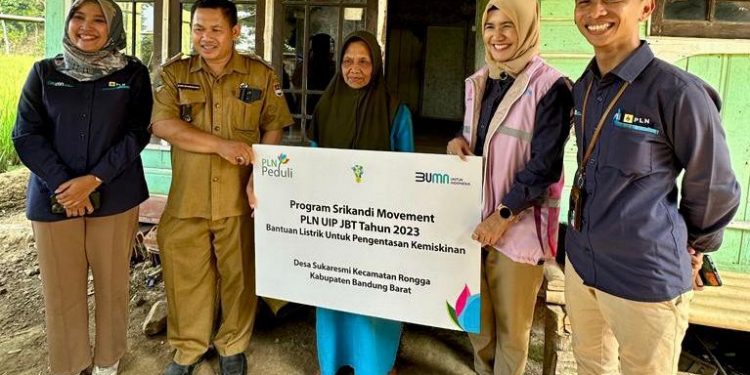 Komunitas Perempuan PLN Hadirkan Listrik Gratis bagi Warga Prasejahtera di 10 Kota