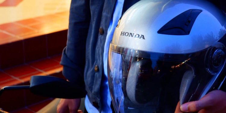 Agar Aman dan Nyaman, Perhatikan 4 Hal Ini Sebelum Membeli Helm