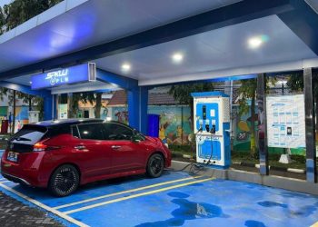 Perkuat Ekosistem Kendaraan Listrik, PLN Gandeng 4 Perusahaan Bangun Charging Station