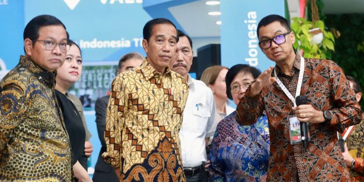 PLN Paparkan Konsep Transisi Energi Menuju COP28 Dihadapan Presiden