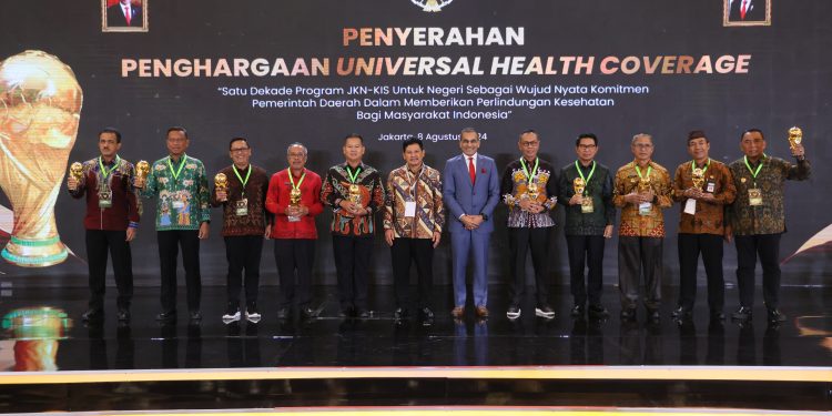 493 Kepala Daerah Terima Penghargaan UHC Awards