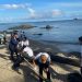 Kolaborasi PLN, Pelindo dan Polres Air Sorong Lakukan Aksi Bersih Pantai Halte Doom