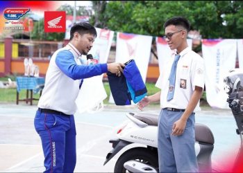 Edukasi Safety Riding dalam Rangkaian Roadshow Honda DBL