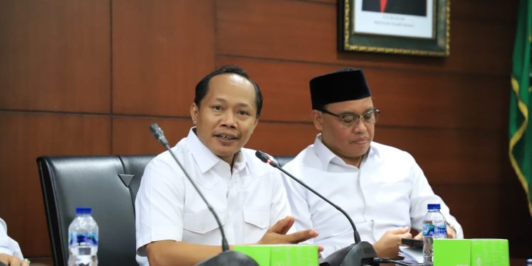 Ini Penjelasan Kemenag Terkait Azan Magrib 5 September 2024