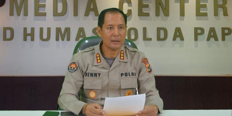 2 Jenazah Polisi Putra Papua Korban Penembakan KKB Dievakuasi